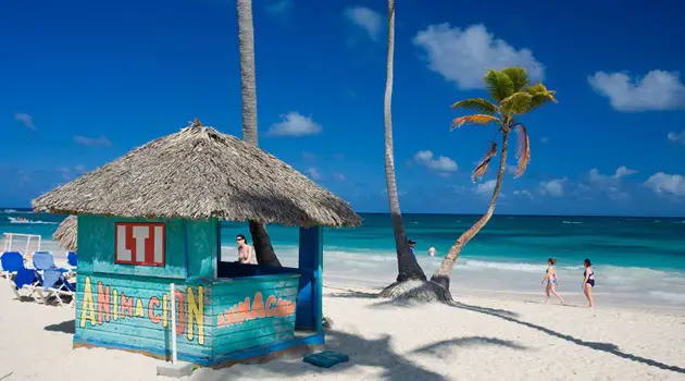 Caraibi: aprire un bar sulla spiaggia